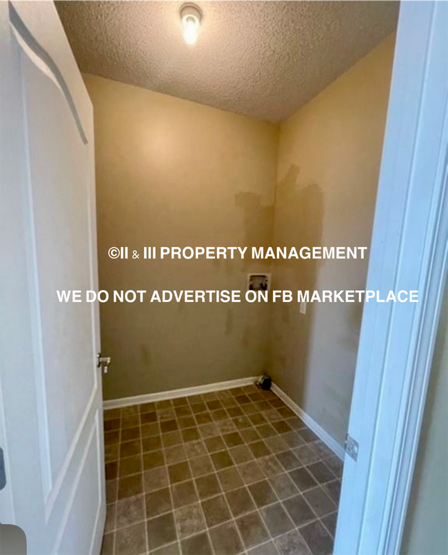 Building Photo - 13110 137th Ct