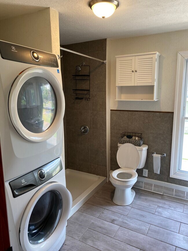 Building Photo - 59 Oxford Rd