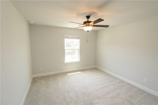 Building Photo - 1376 Maston Rd