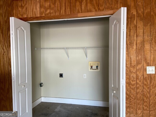 Building Photo - 107 Kathryne Bailey Dr