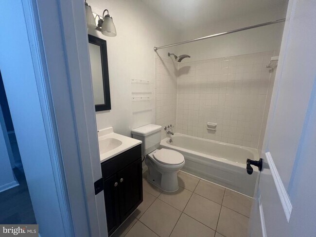 Building Photo - 8826 Stauffer Rd