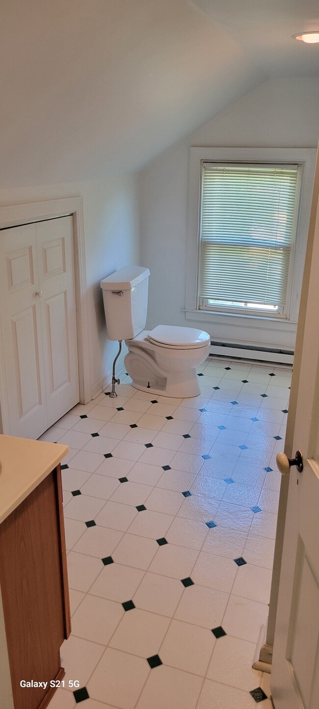 Building Photo - 731 Berwyn Ave