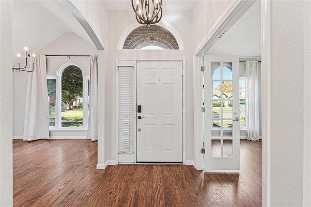 Building Photo - 7108 Chateau Dr