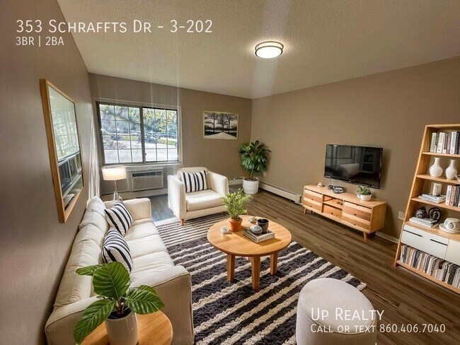 Building Photo - 353 Schraffts Dr