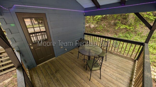 Building Photo - 1/1 Cabin w/ Loft in Small Community