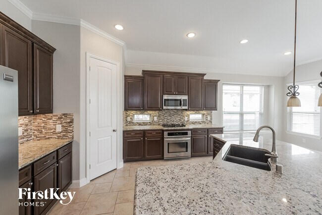 Building Photo - 10514 Hartfield Bluff Ln
