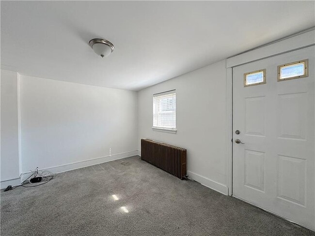 Building Photo - 30 S 13th St