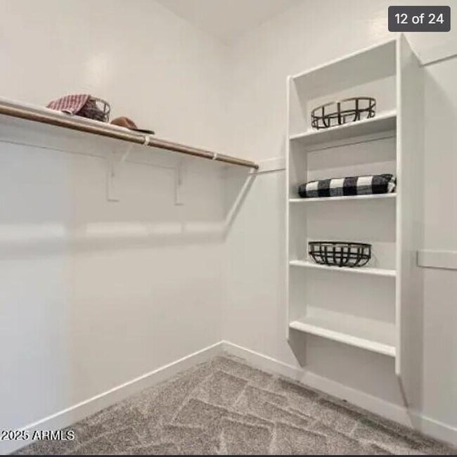 Building Photo - 23158 E Saddle Way