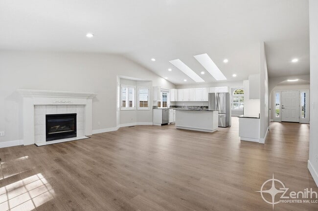 Building Photo - 2348 NW 45th Ave