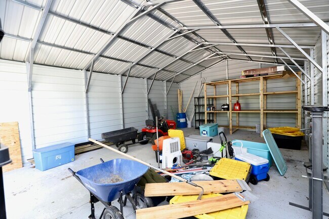 Building Photo - 71 Carina Ln