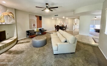 Building Photo - 2434 N Shade Tree Cir