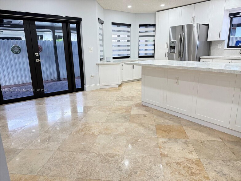 Building Photo - 2146 SW 103rd Pl