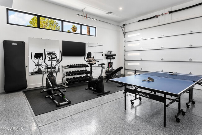 Building Photo - 4207 E Campbell Ave