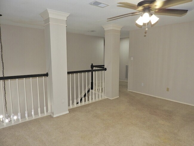 Building Photo - 4427 Wavertree Dr