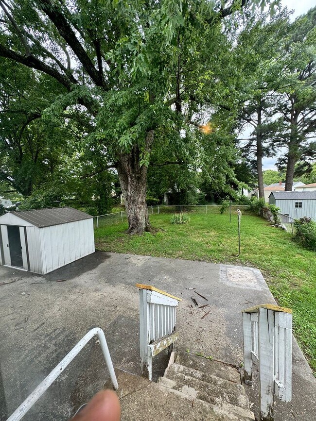 Building Photo - 3 bed 1 bath House in central Richmond