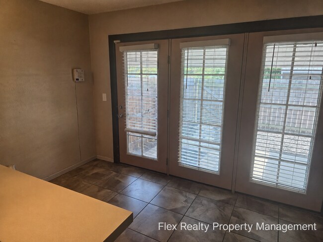Building Photo - 2-Bedroom Condo in the Maumee City School District
