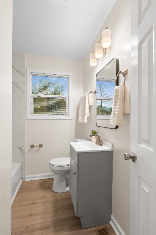 Building Photo - 1808 26th Ave N