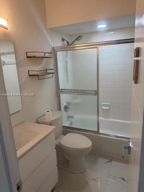 Building Photo - 2671 S Parkview Dr