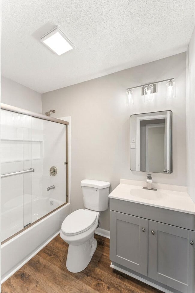 Building Photo - 7308 Meadowbrook Cir