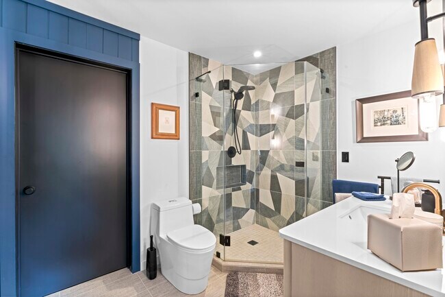 Building Photo - 1106 CA-173