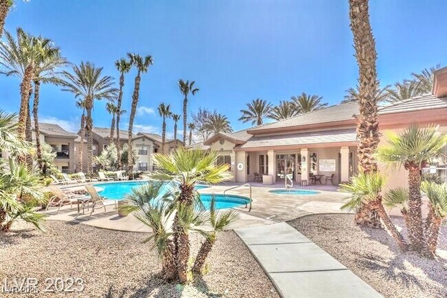 Building Photo - 8000 W Badura Ave