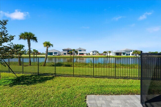 Building Photo - 9971 Migration Pt