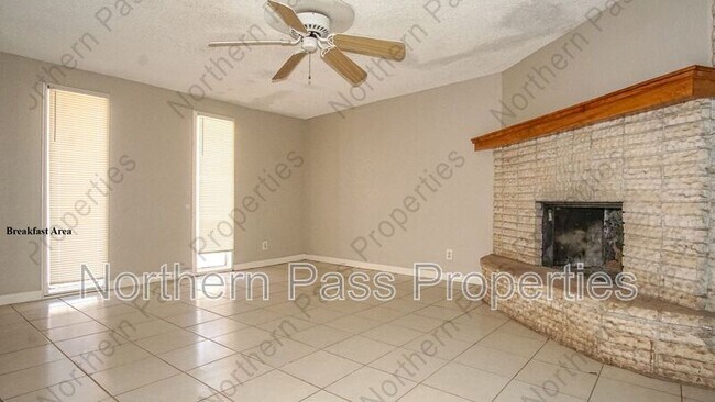 Building Photo - 244 Mardi Gras Dr
