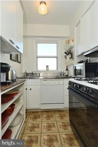 Building Photo - 2500 Q St NW