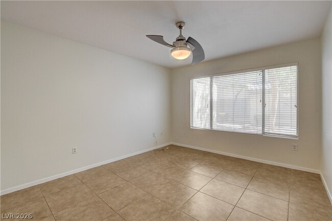 Building Photo - 5710 E Tropicana Ave