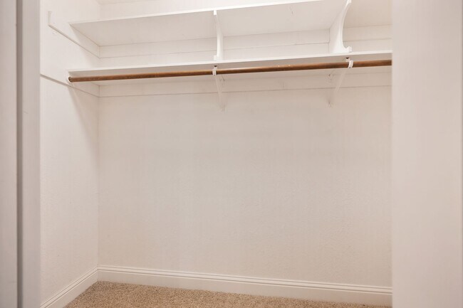 Building Photo - South Auburn Gem! Stylish 2BR Townhome in Quiet, Neighborhood