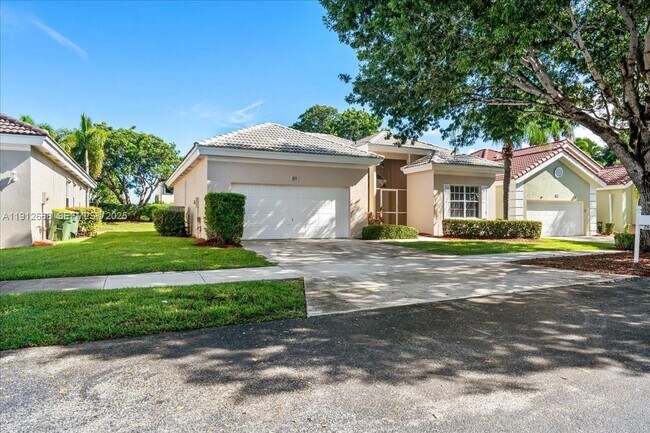 Building Photo - 2675 SE 4th Pl