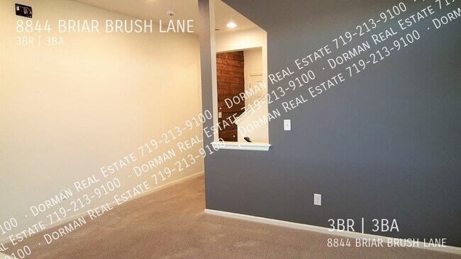 Building Photo - 8844 Briar Brush Ln
