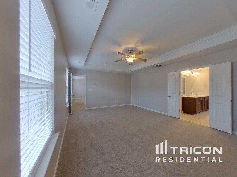 Building Photo - 10307 Atkins Ridge Dr