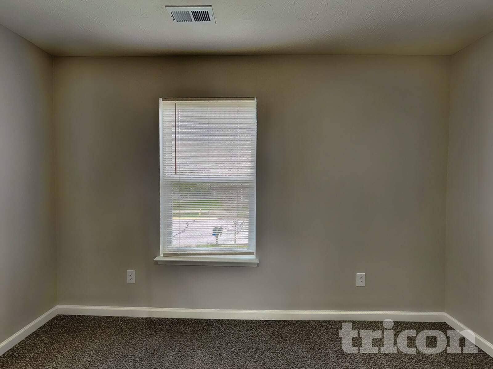 Building Photo - 2391 Bristol Dr