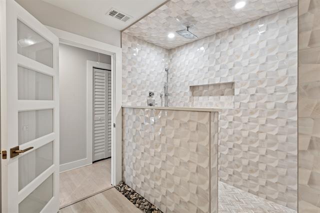 Building Photo - 7621 Cedar Elm Dr