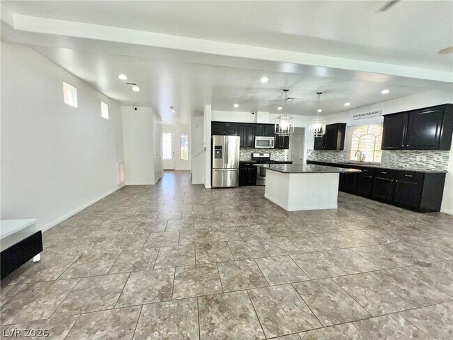 Building Photo - 8412 Golden Amber St