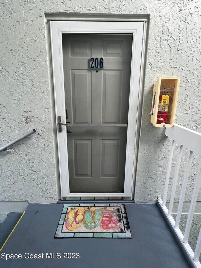 Building Photo - 969 Sonesta Ave NE