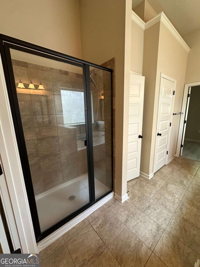 Building Photo - 852 Nevis Way