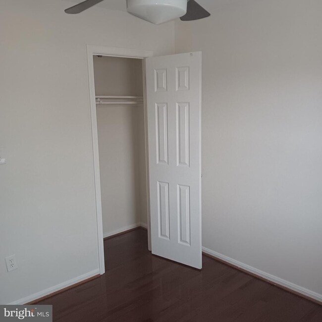 Building Photo - 14914 Belle Ami Dr