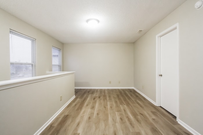 Building Photo - 824 Olmsted Dr