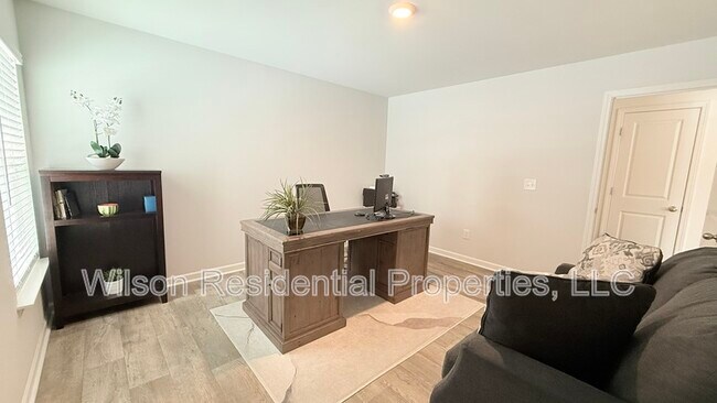 Building Photo - 5021 Black Frst Dr