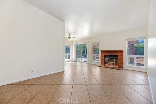 Building Photo - 24779 Gold Star Dr
