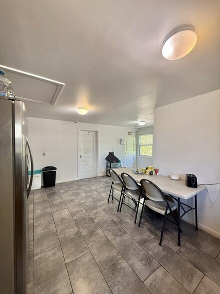 Building Photo - 322 Edgewood Ave