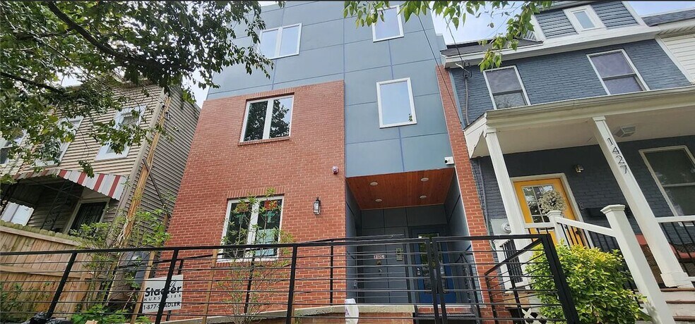 Primary Photo - 1429 22nd St SE