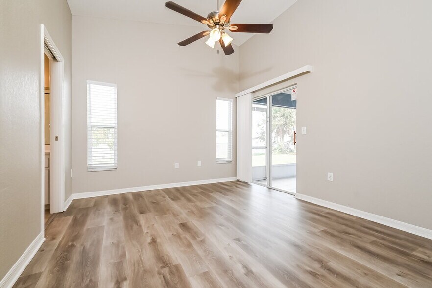 Building Photo - 3740 Imperial Dr