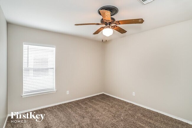 Building Photo - 26849 Mystic Castle Ln