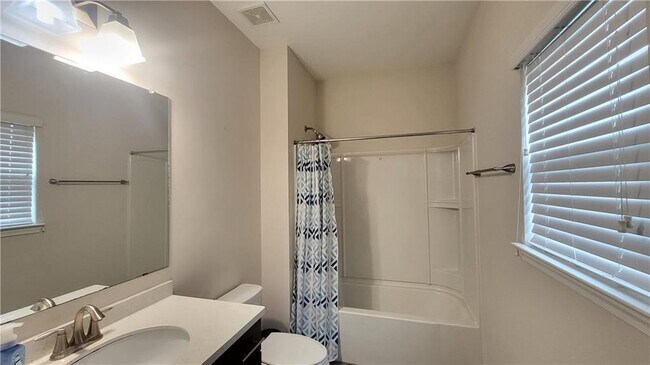 Building Photo - 5295 Rustic Ct