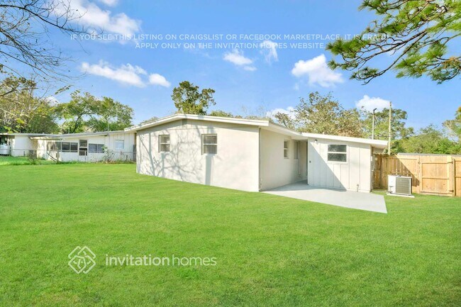 Building Photo - 7444 Sandhurst Rd S