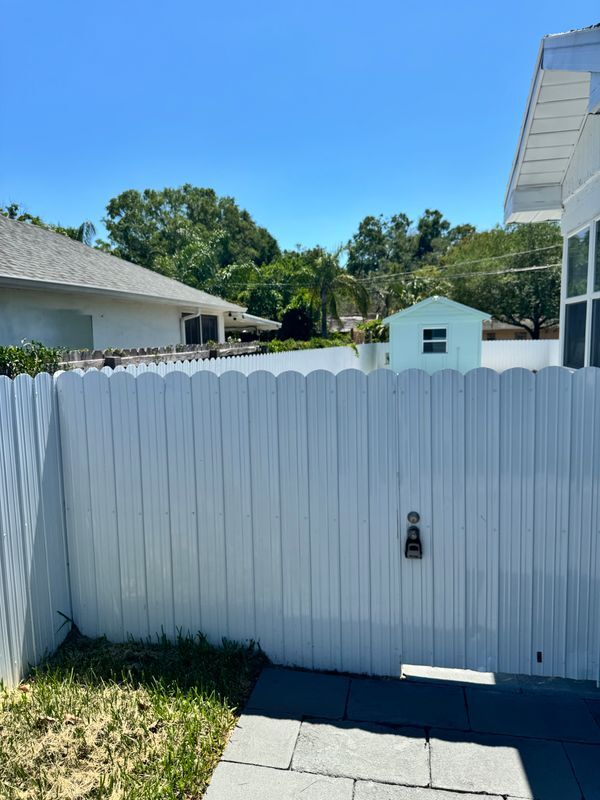 Building Photo - 803 E Cayuga St