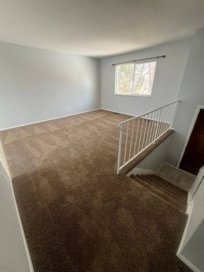 Building Photo - Four Bedroom Home in Cimarron Hills